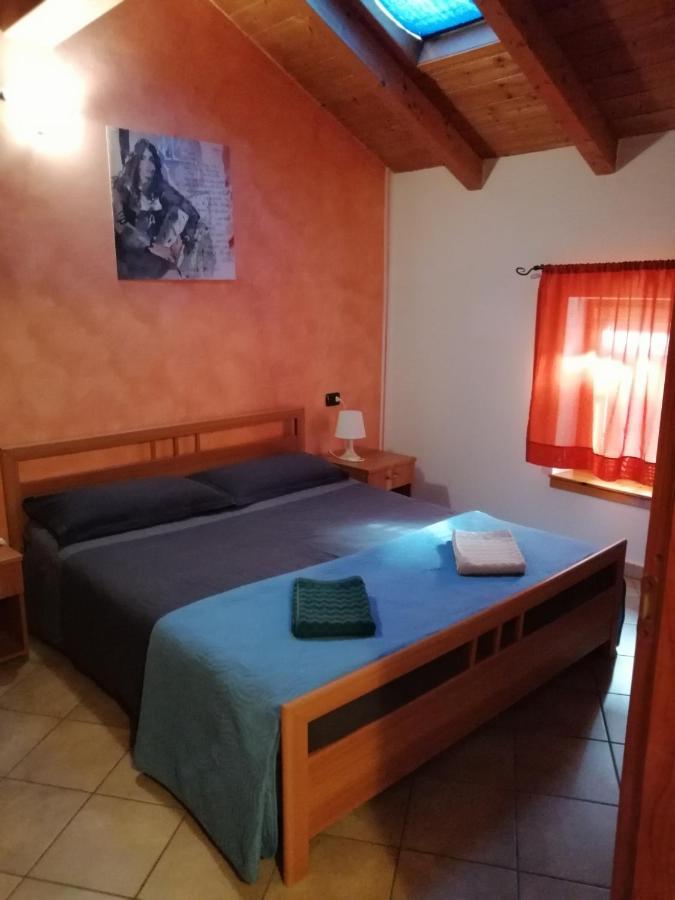 Appartamento Casa vacanze Ca' Manara Stazzona Esterno foto