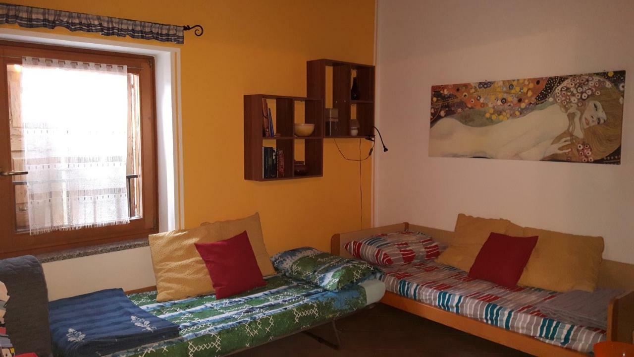 Appartamento Casa vacanze Ca' Manara Stazzona Esterno foto